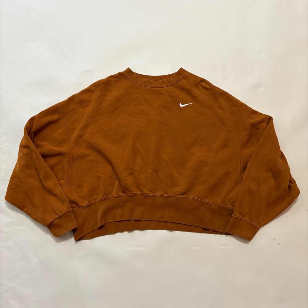Nike Womens Sportswear Essential Oversized Cropped Sweatshirt Monarch CK0168-290